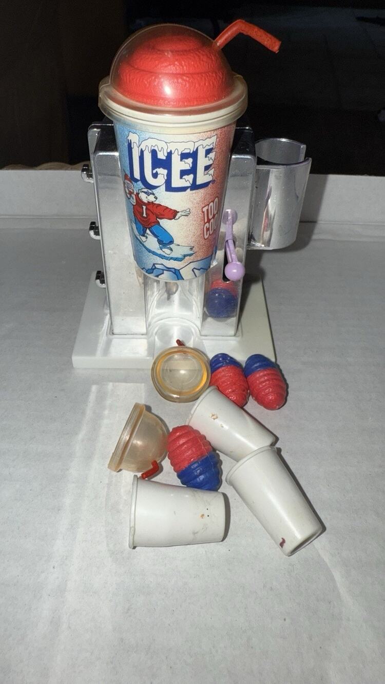 Mattel BARBIE MINI MART Kitchen Littles 1997 Icee Slushie MachineHTF Rare